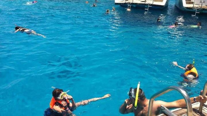 Ras Mohamed Park and the White Island snorkeling tour by boat