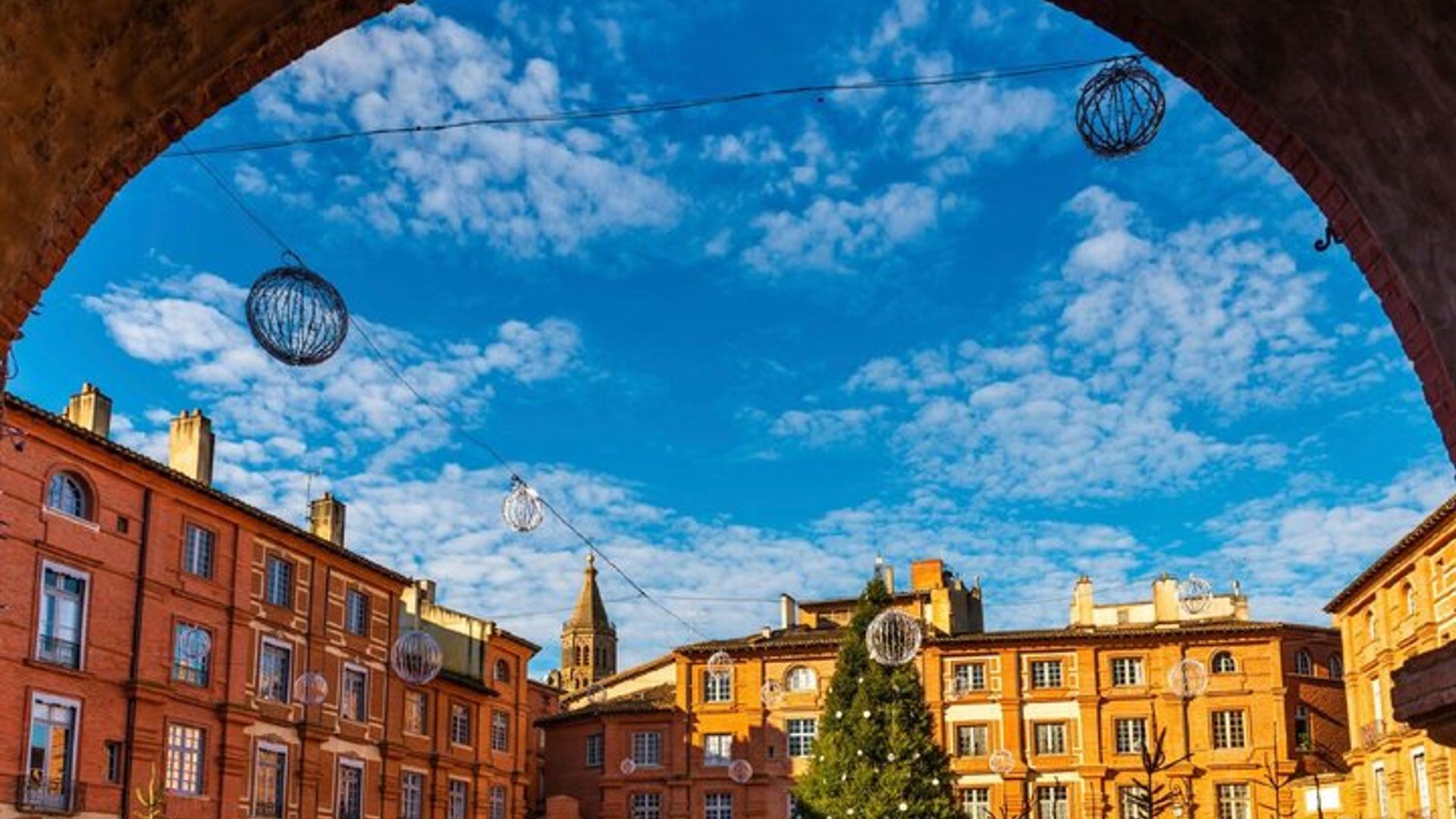 Montauban Visite audioguidée à pied 1h10 et 18 commentaires