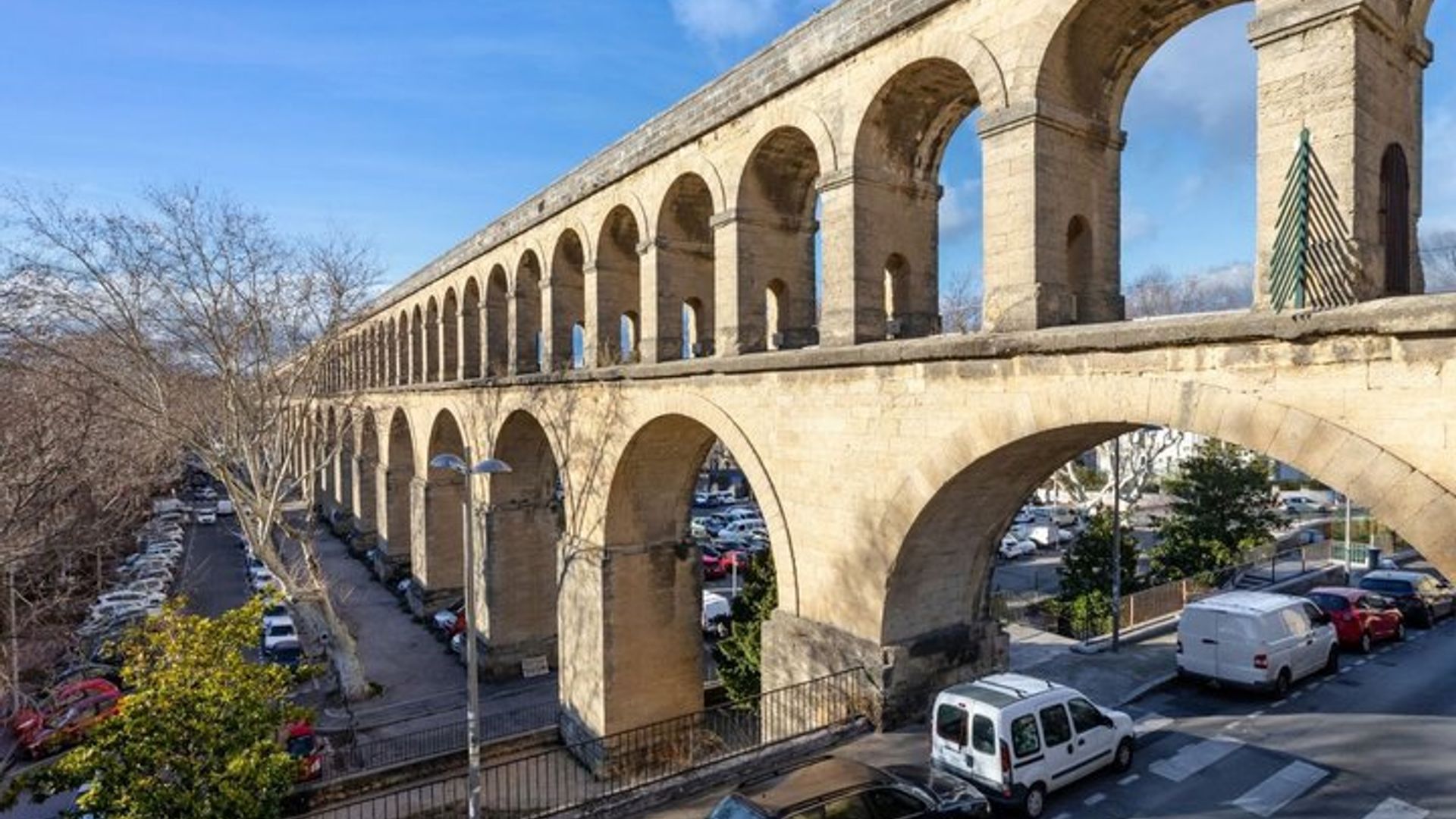 Montpellier Scavenger Hunt & Highlights Self-Guided Walking Tour