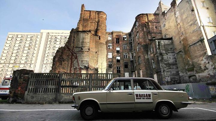 Private 3-Hour WWII-Themed Tour by Vintage Minibus, Warsaw