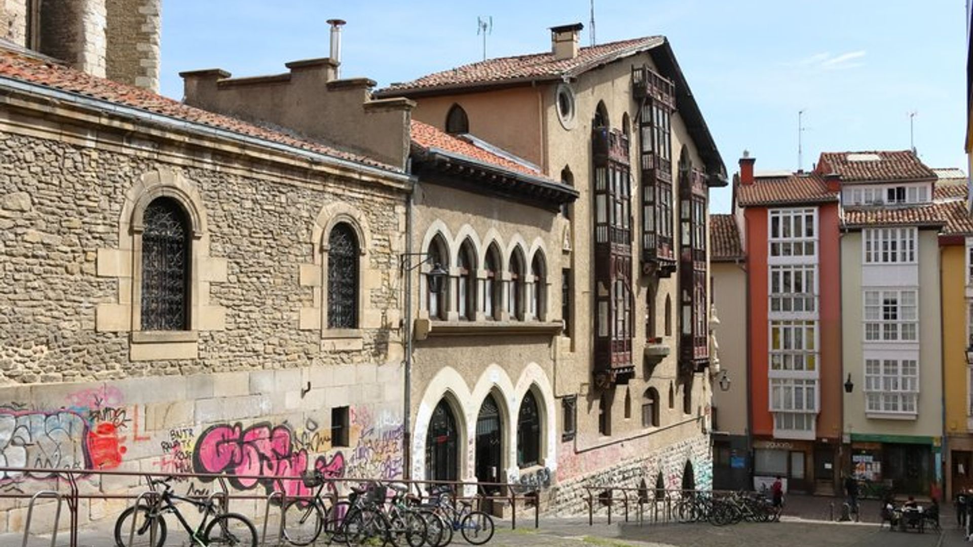 Historic Vitoria Gasteiz Group Walking Tour