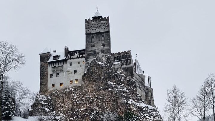 Private Day Trip from Bucharest: Dracula’s Castle, Peles & Brasov