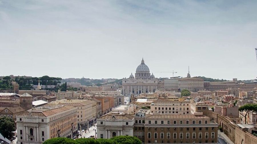 St Peter's Basilica, German Cemetery & St Peter's Square Tour