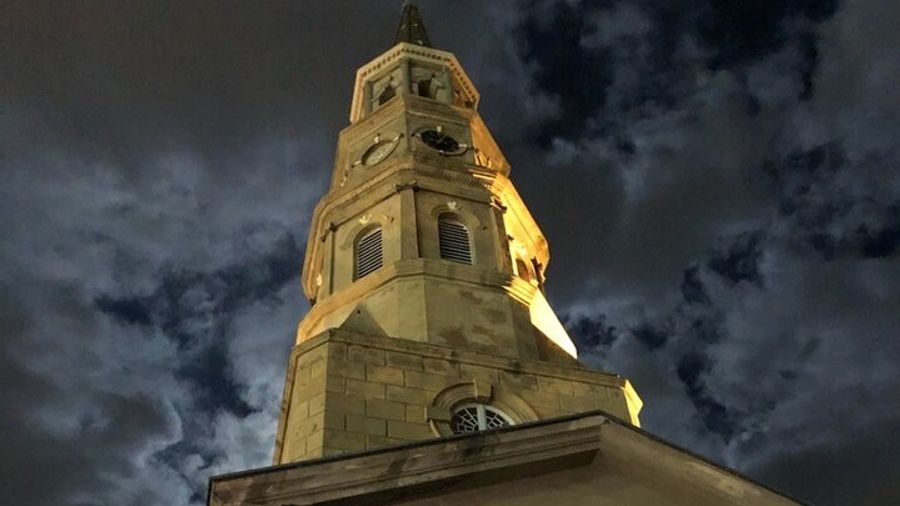 Walking Ghost Tour and Bar Crawl of Charleston