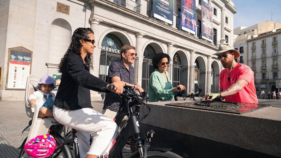 Madrid Highlights Bike or E-Bike Tour with Tapas Option