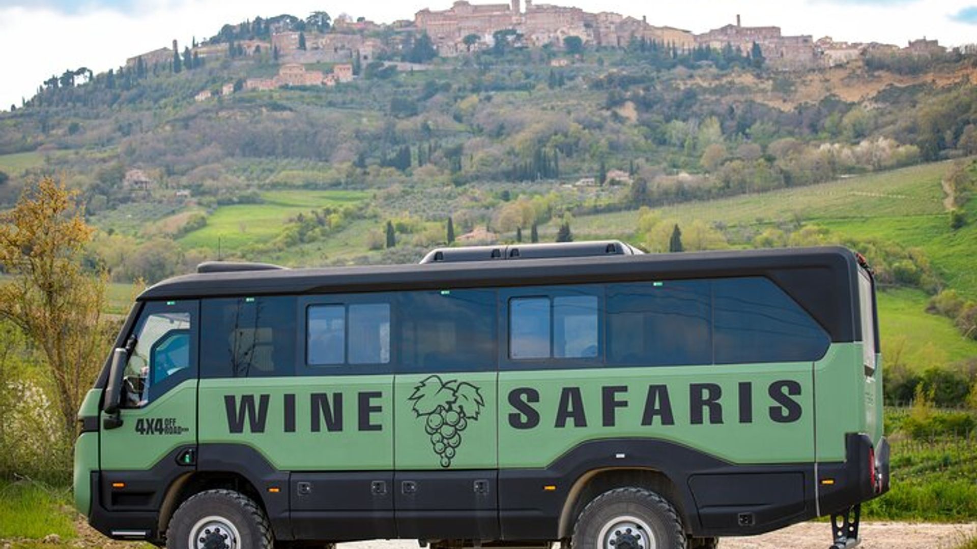 Florence Private Val d’Orcia and Brunello Wine Tour With Lunch