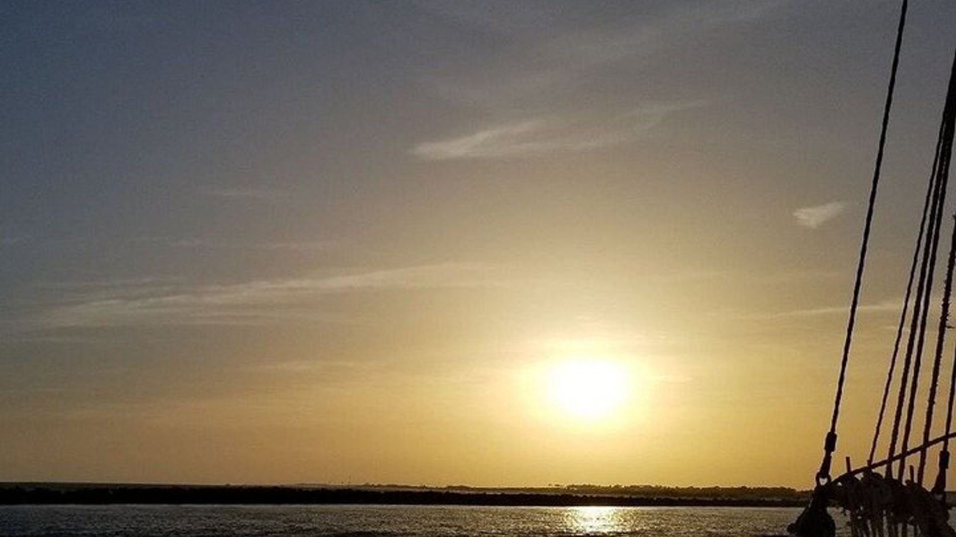 SeaQuest Sunset Dolphin Cruise in Destin