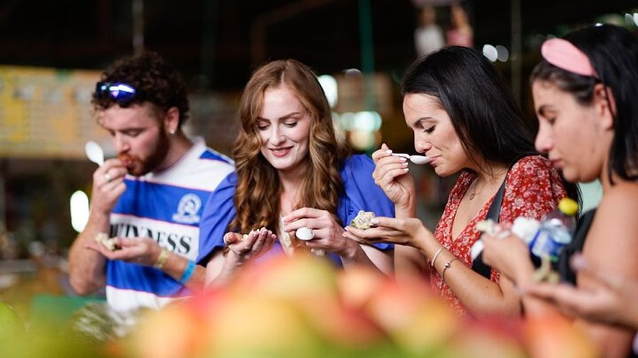 Street Food Tour - Live A Unique Gastronomic Experience