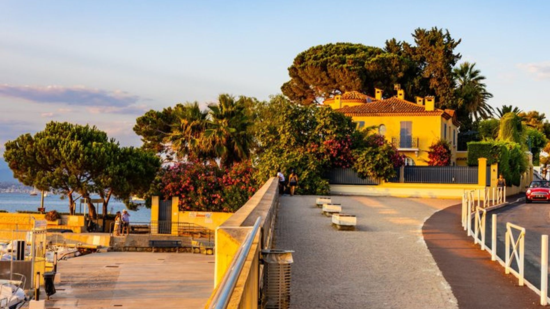 Secrets of Antibes The Old Town Scavenger Hunt Adventure