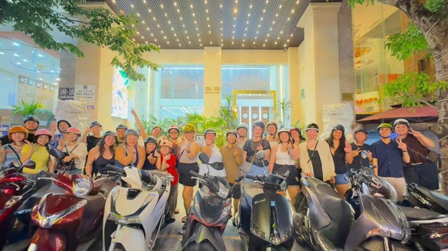 Nha Trang Local Food Tasting & Sightseeing Tour By Scooter