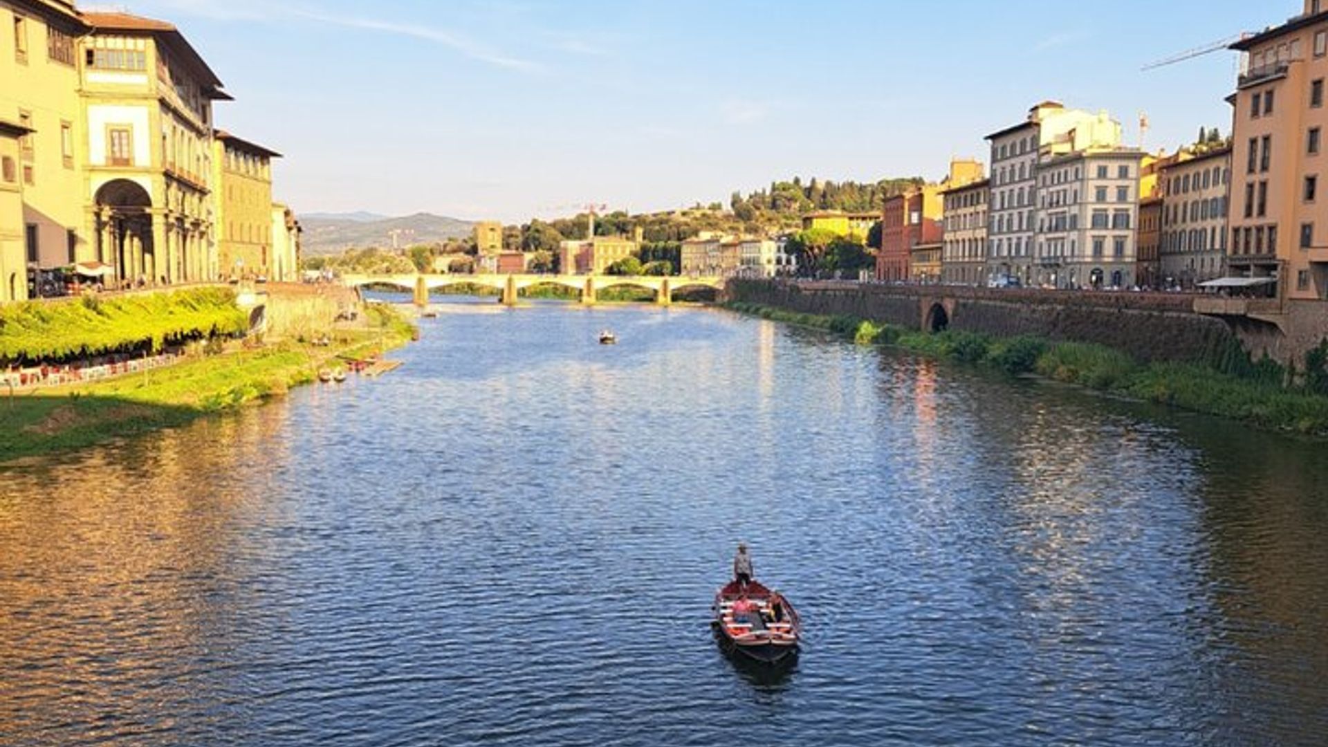 Florence River Cruise on a Traditional Barchetto