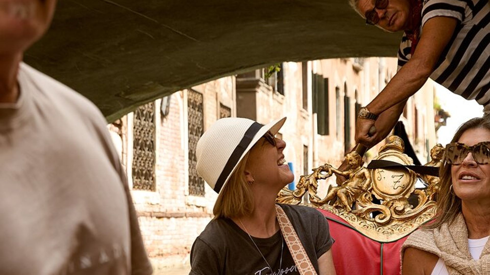 Venice Art, History & Culture Walking Tour And Gondola Ride