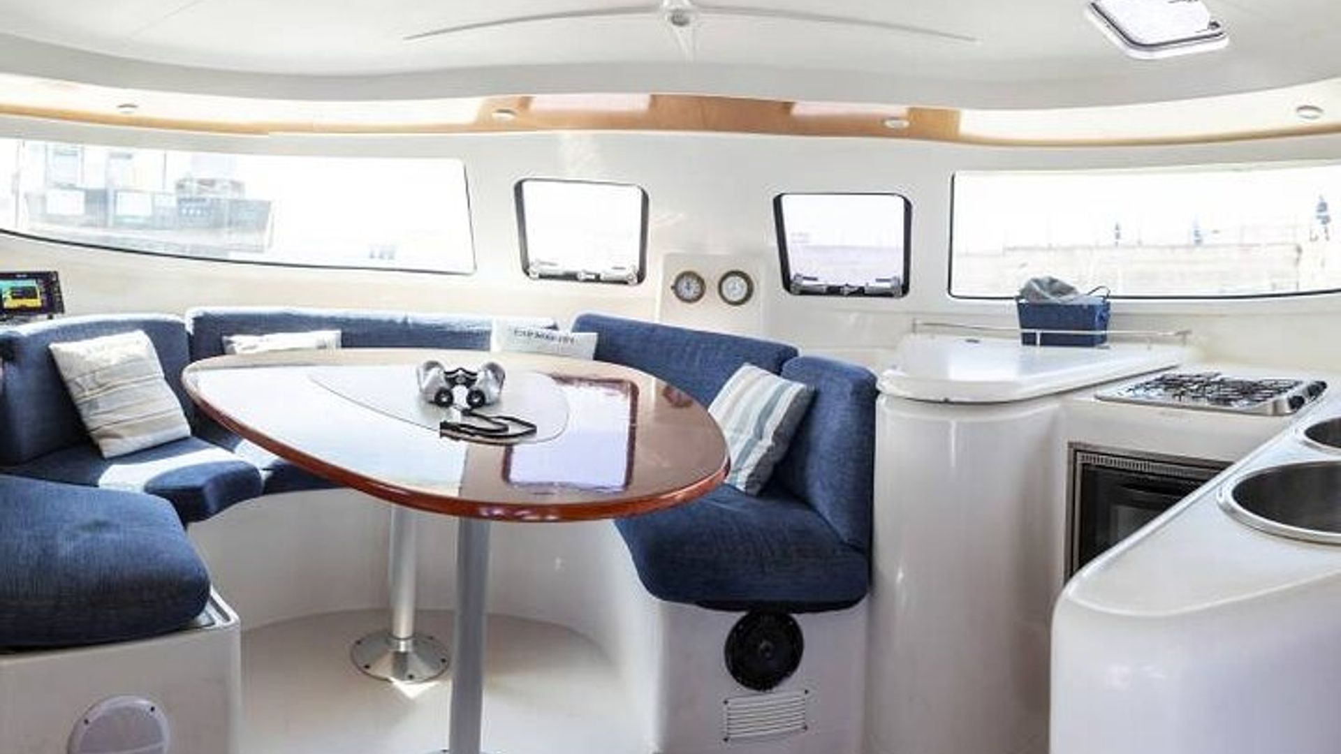 Une excursion d'une journée en bateau à Maddalena en petit groupe, avec déjeuner