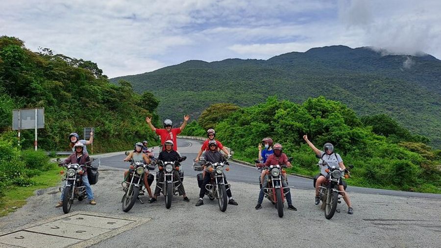 Hai Van Pass Motorbike Self-Drive/Passenger Tour from Hoi An