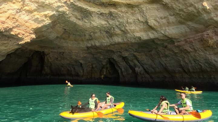Algarve: Benagil Cave Small-Group Sunrise Paddleboarding Tour