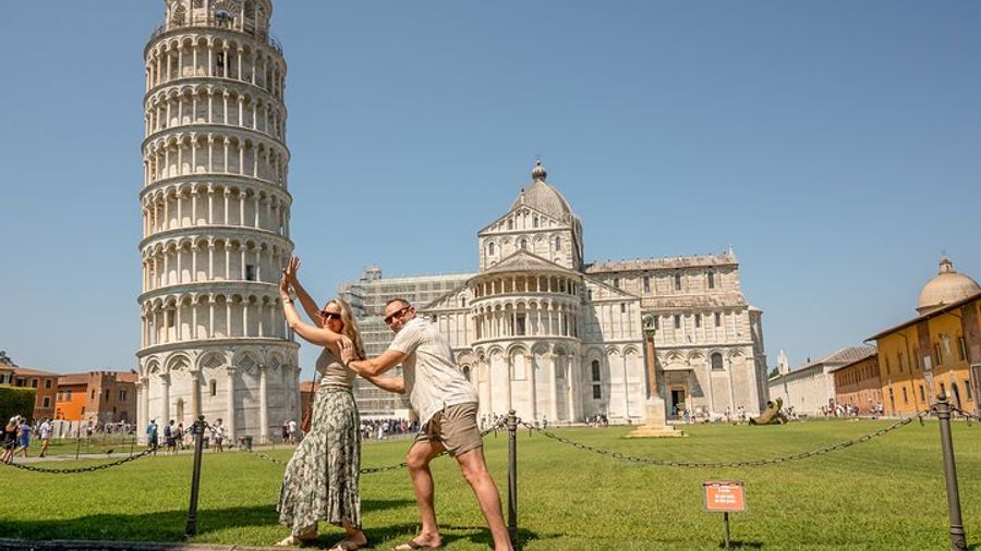 Pisa: Miracle Square Walking Tour with Leaning Tower Option
