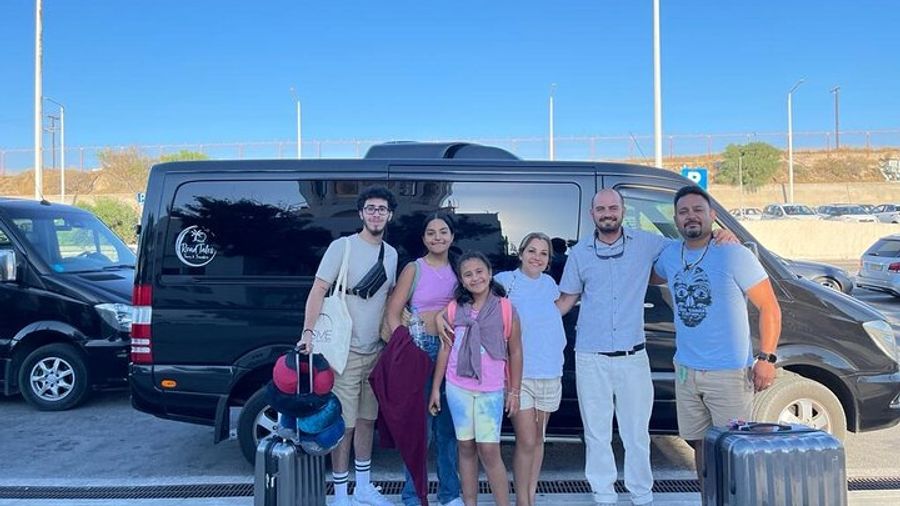 Santorini Private Roundtrip Transfer from/to Airport,Port & Hotel