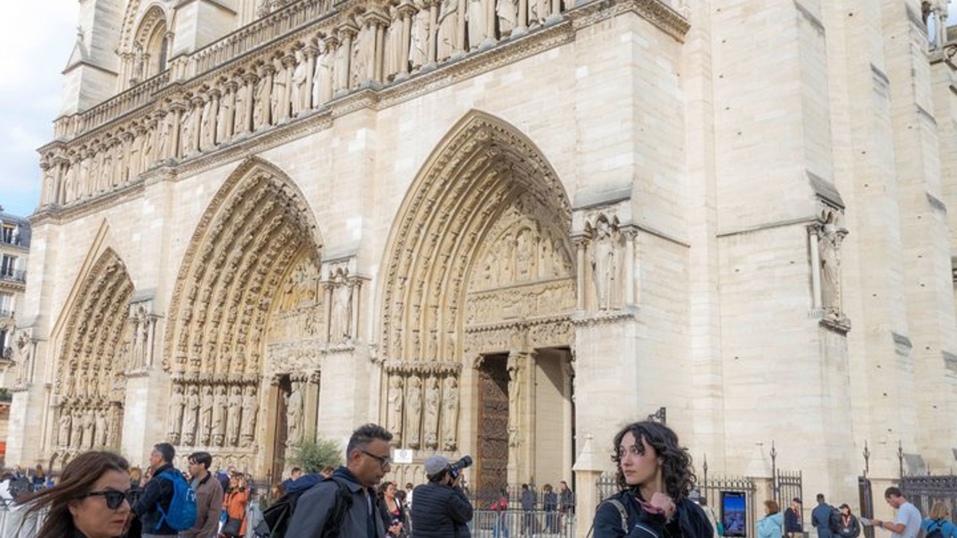 Paris Montmartre or Notre Dame Small-Group Food Tasting Tour