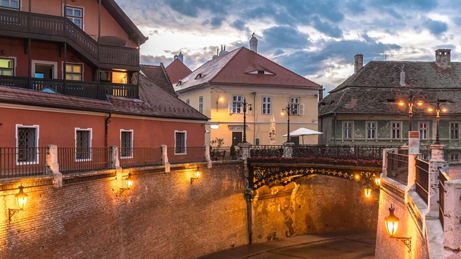 Discover Transylvania: Peles, Bran, Sighisoara in a 2-Day Journey