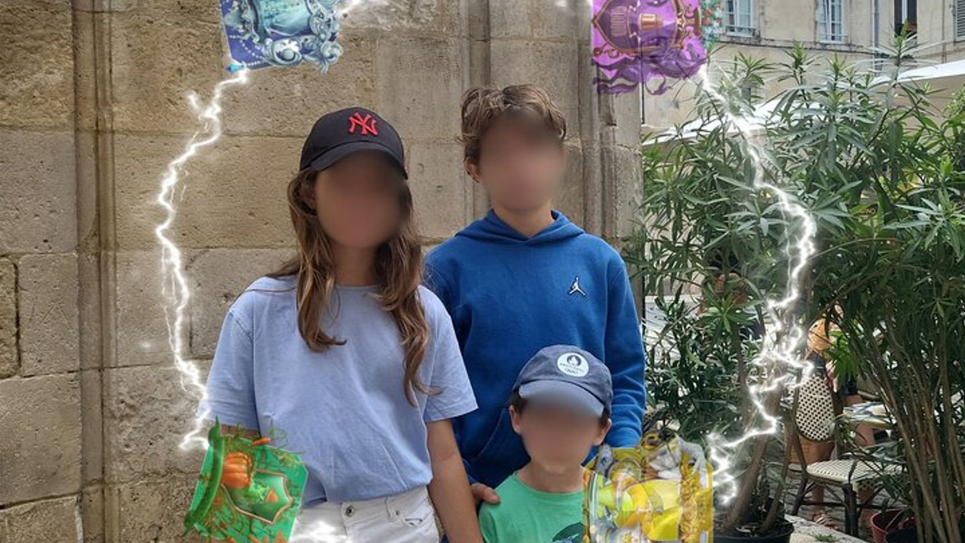 La Rochelle: Escape Game in Magic Theme Team