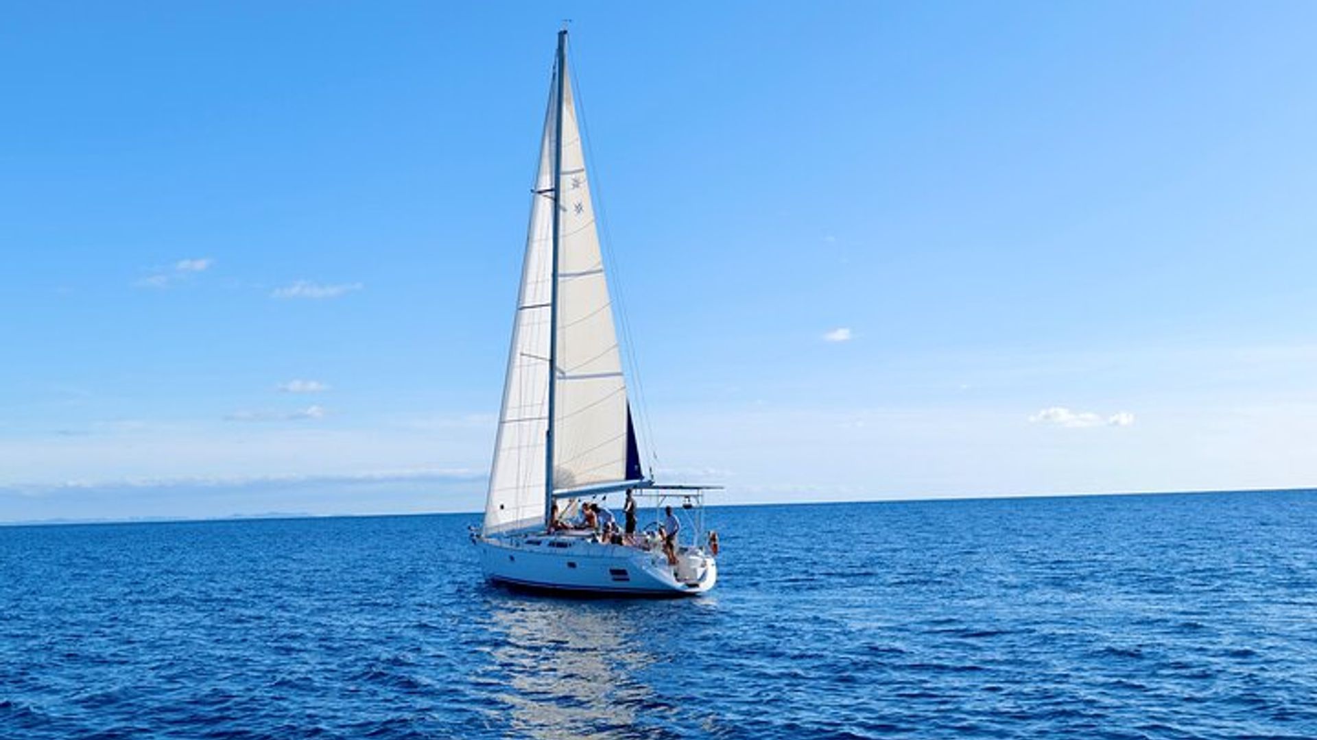 Santa Maria Full-Day Sailing Experience