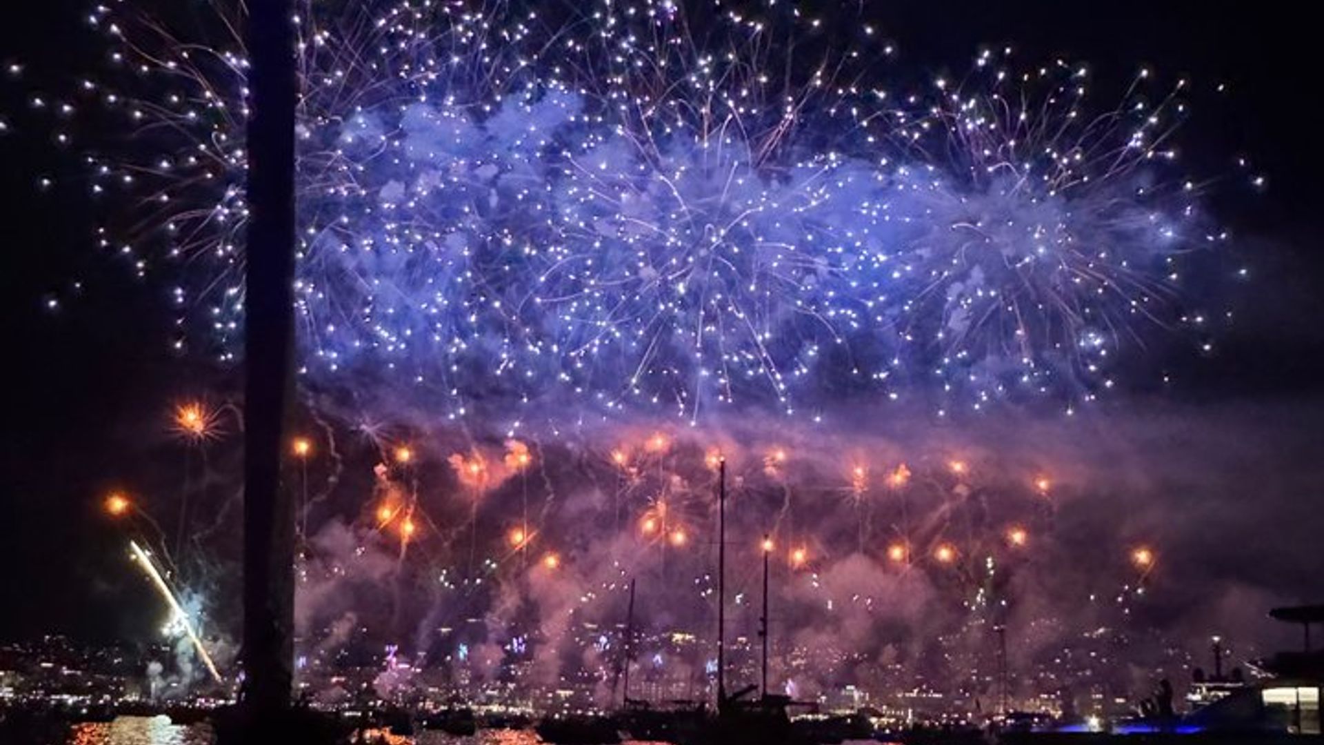 Excursión privada de medio día en velero y snorkel en las islas Lerins de Cannes