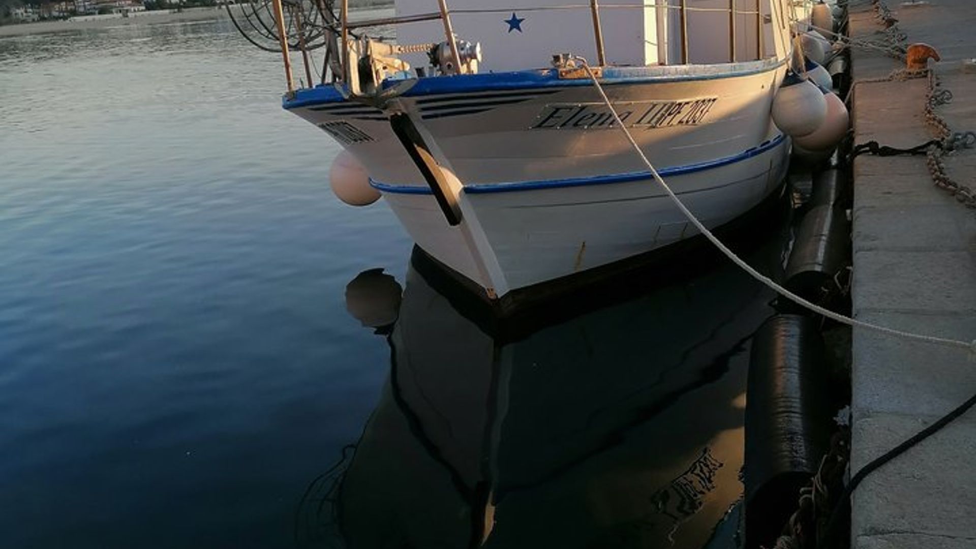 Fishing on the Island of Elba with aperitif and dinner on board