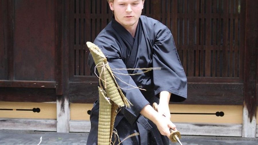 Kyoto: Small-Group Samurai Experience with Training Sword