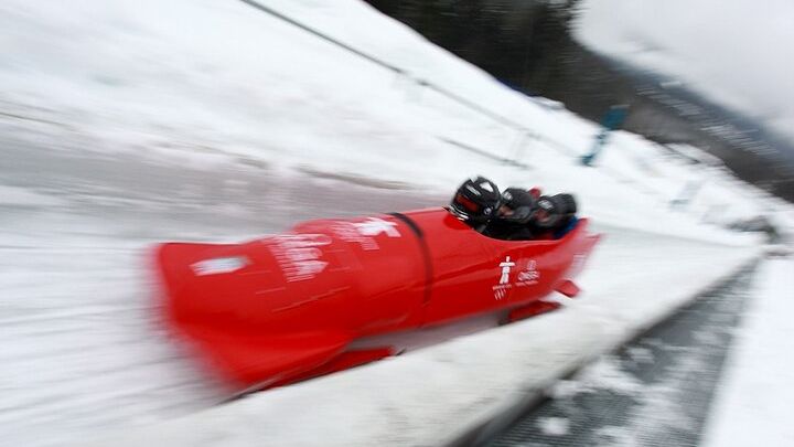 Whistler 4-Person Outdoor Bobsleigh Experience with Pilot