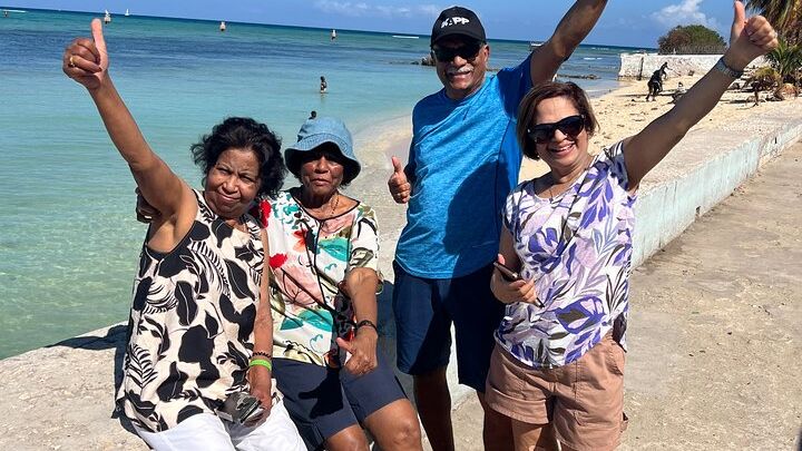 Private Montego Bay Customized Tour with Pickup and Guide