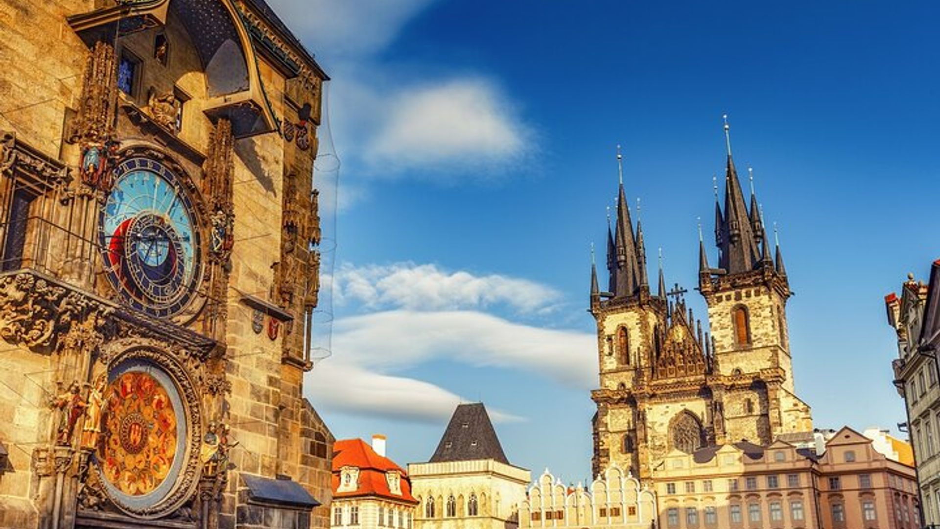 Prague Royal Quest: Self-Guided Ghost & Crown Walk