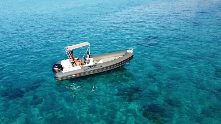 Inflatable boats and boats to discover the Coast of the Gods