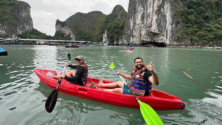 From Hanoi: Halong Bay Day Cruise With Lunch and Pickup