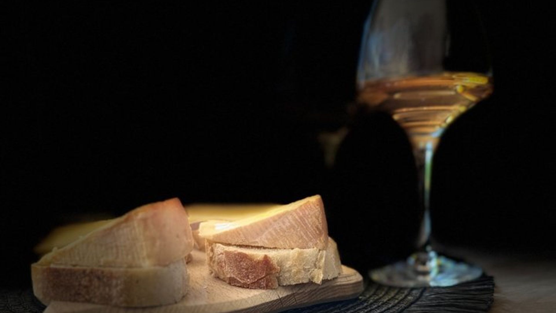 Dare to Discover Cheese & Organic Alsace Wine Pairings !