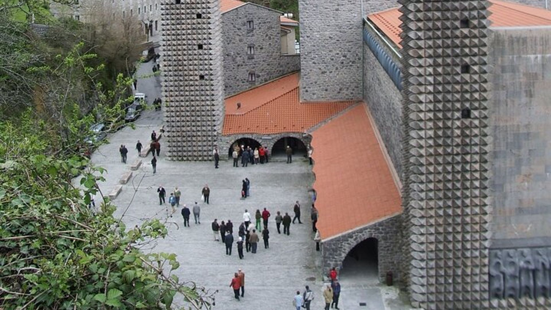 San Sebastian: Oñati and Aranzazu Sanctuary Tour