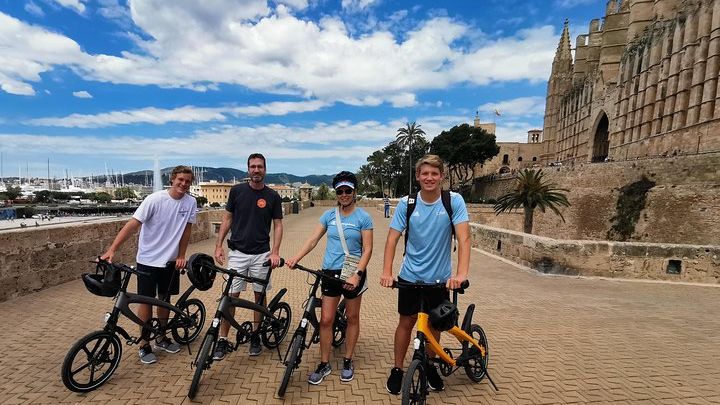 Palma de Mallorca Guided E-Bike History Tour