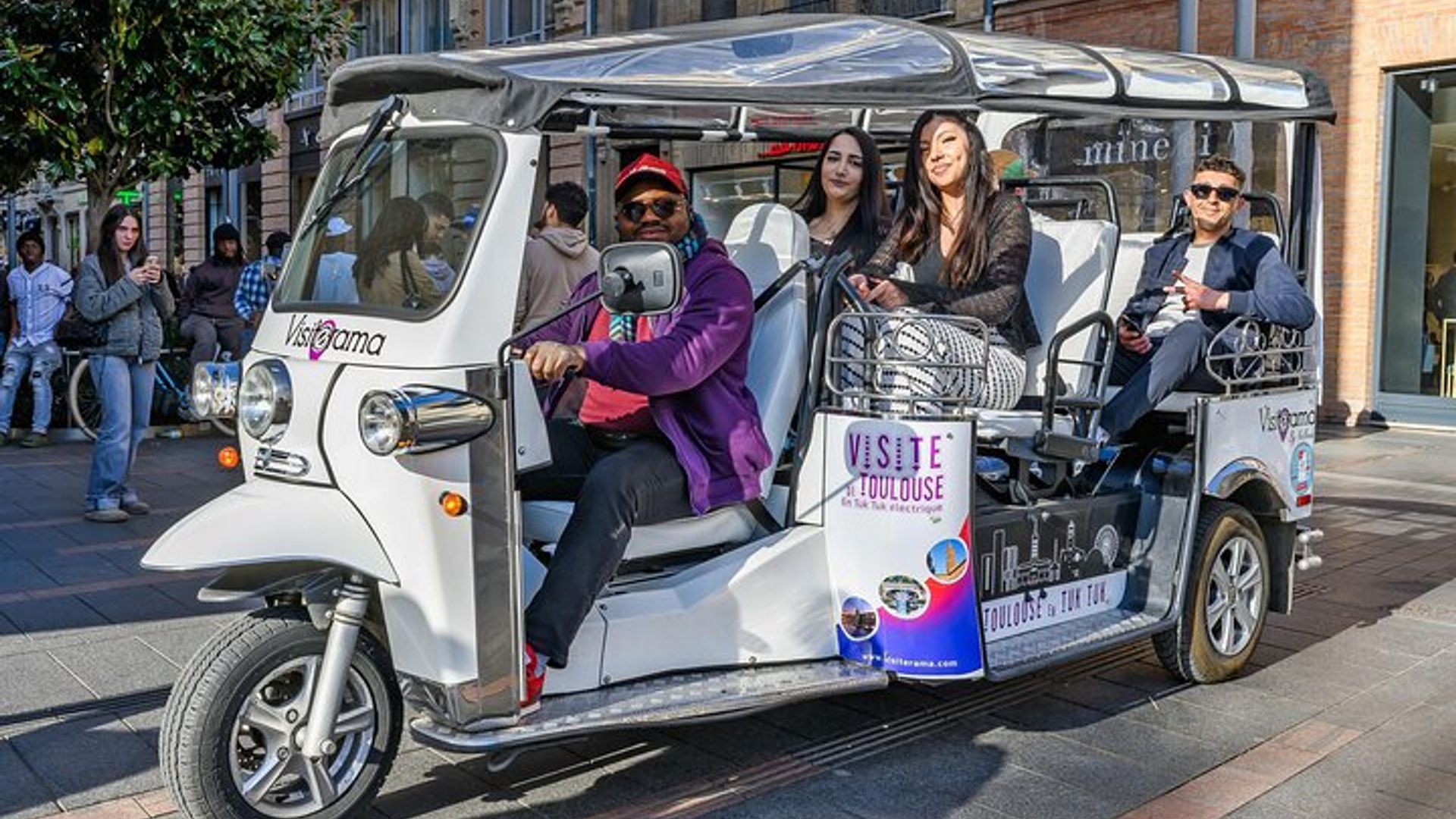 Besuchen Sie Toulouse in einem elektrischen Tuk Tuk