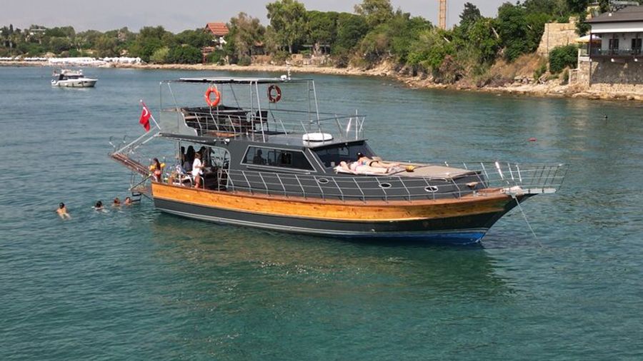 Side: Private Boat Tour With Hotel Pickup
