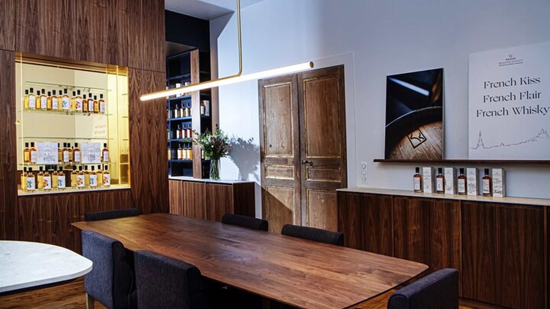 Paris French Whisky and French Food Gastronomy Tour