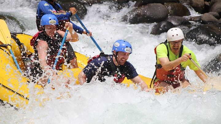 Sarapiqui River Class III-IV White-Water Rafting Tour