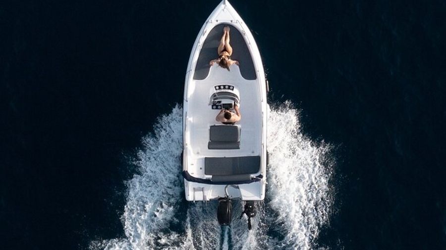 Santorini License-Free Private Boat Rental