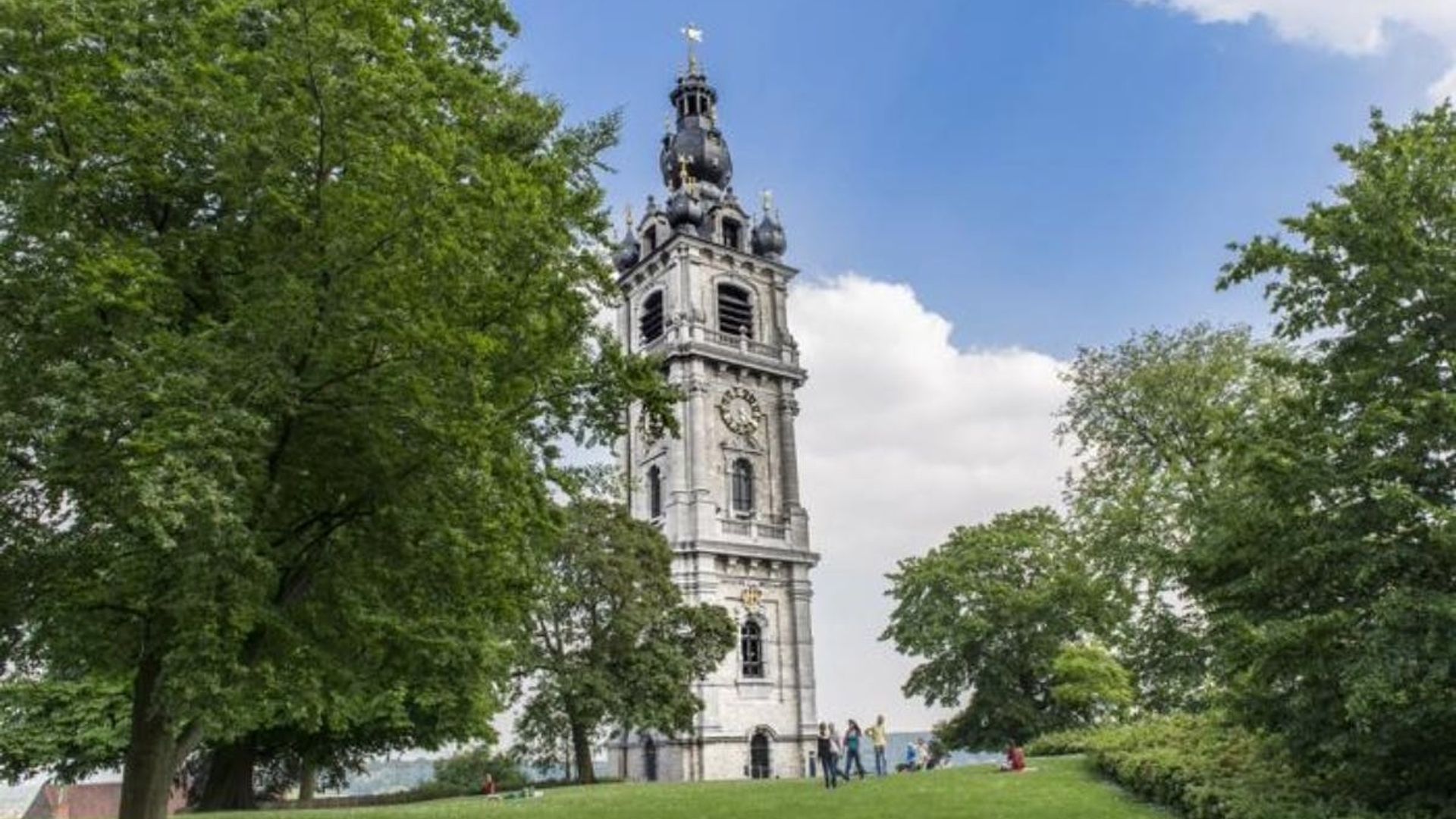 Mons downloadable audio tour on your smartphone