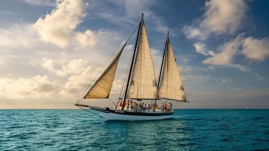 Key West: Schooner Sunset Sail with Open Bar