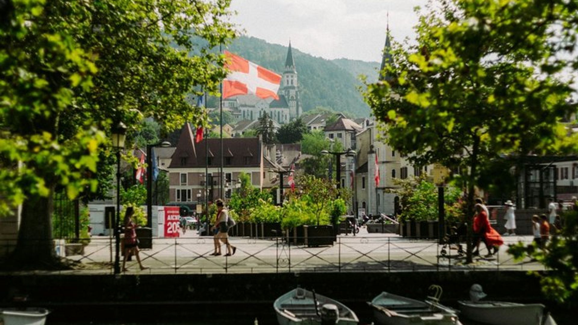 Annecy Promenade d'une heure à travers la Venise des Alpes