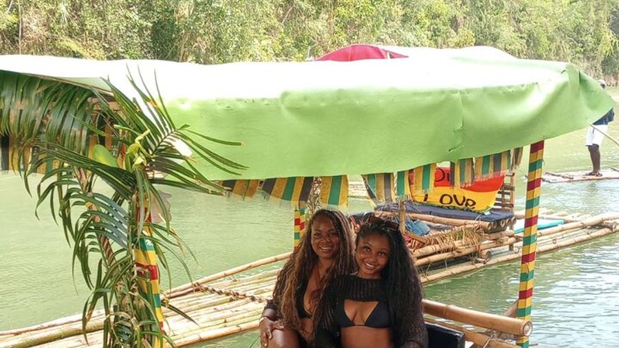 Private Transport to River Tubing or Rafting and Blue Hole combo