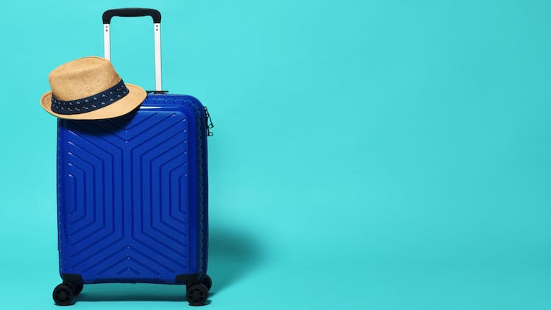 Safe and Convenient 24-7 Luggage Storage in Naples