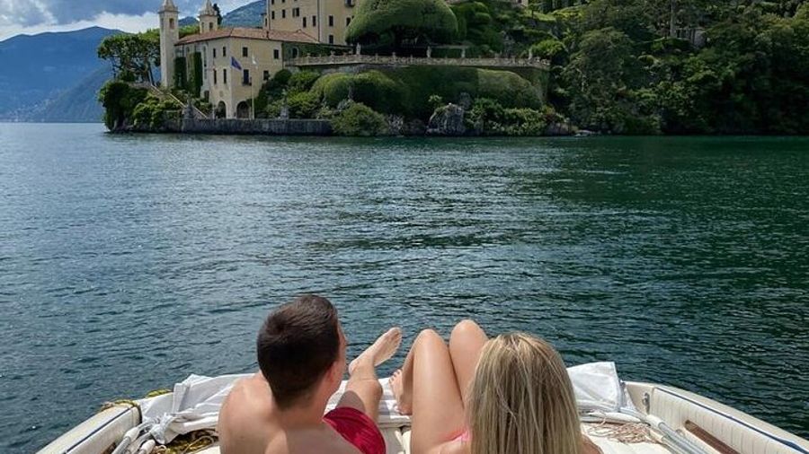 2 Hours Private and Guided Cruise to Lake Como Mostes boat