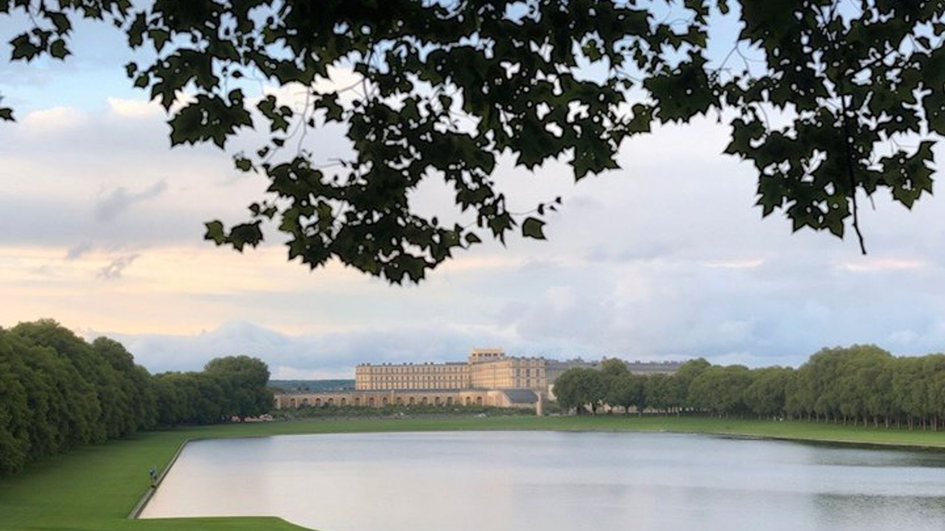 Visite hors des sentiers battus de Versailles avec un guide local