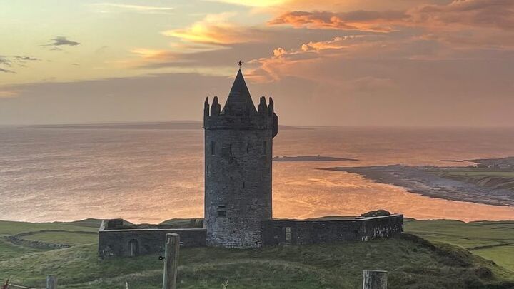 Cliffs of Moher and Galway Bay Private Tour with Hotel Pickup