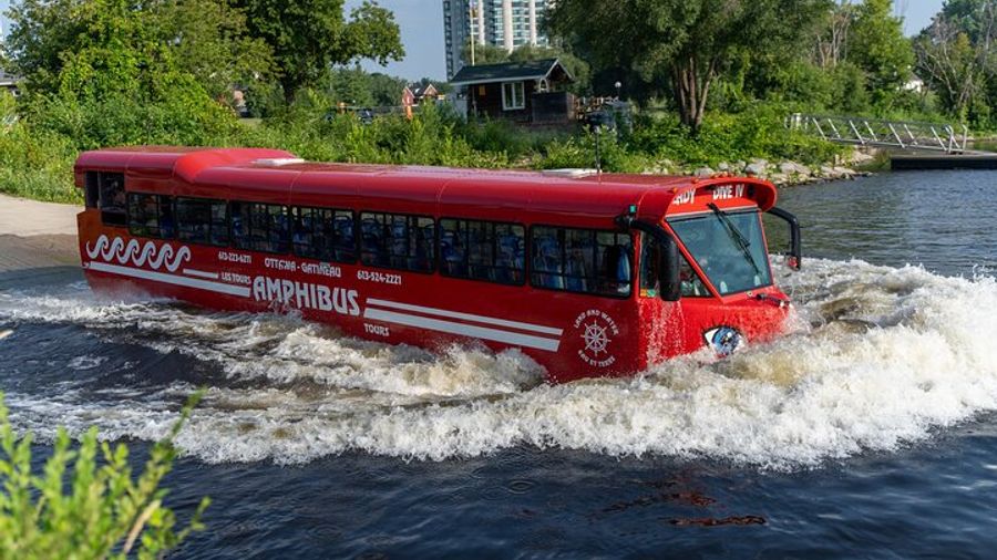 Ottawa and Gatineau Amphibious Vehicle 2-in-1 Highlights Tour